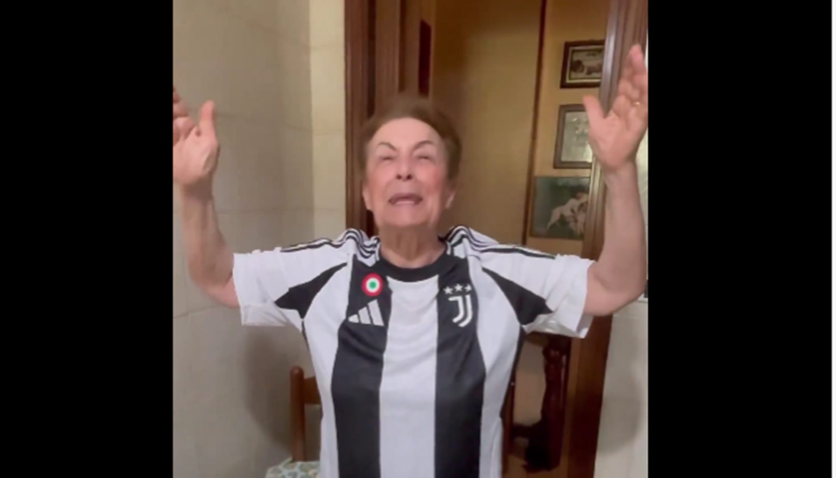 Η Γιουβέντους με μία φανέλα συγκίνησε την πιο φανατική της οπαδό! (vid)