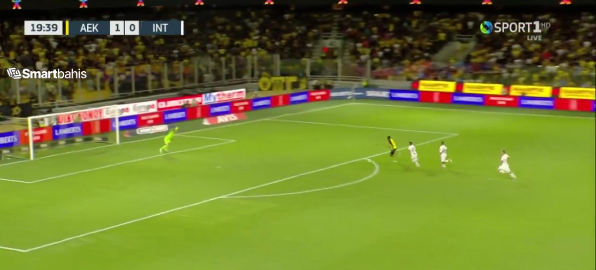 Δεν πιάνεται ούτε με… λάσο ο Γκαρσία: 2-0 η ΑΕΚ! (vid)