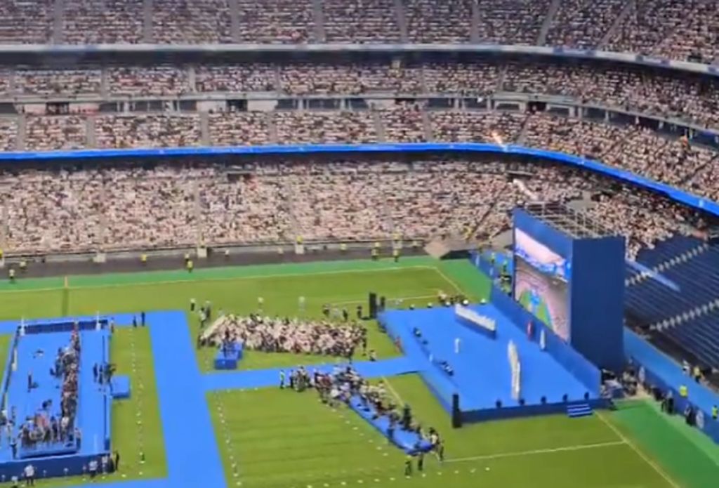 LIVE η μεγαλειώδης παρουσίαση του Κιλιάν Μπαπέ στη Ρεάλ Μαδρίτης