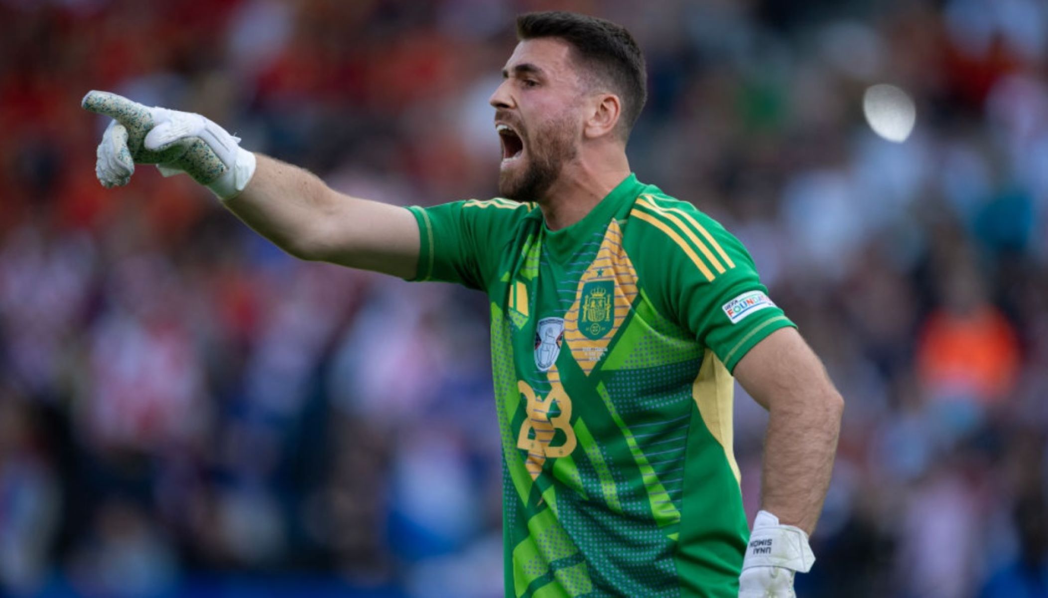 Νοκ άουτ για 4-5 μήνες ο Ουνάι Σιμόν