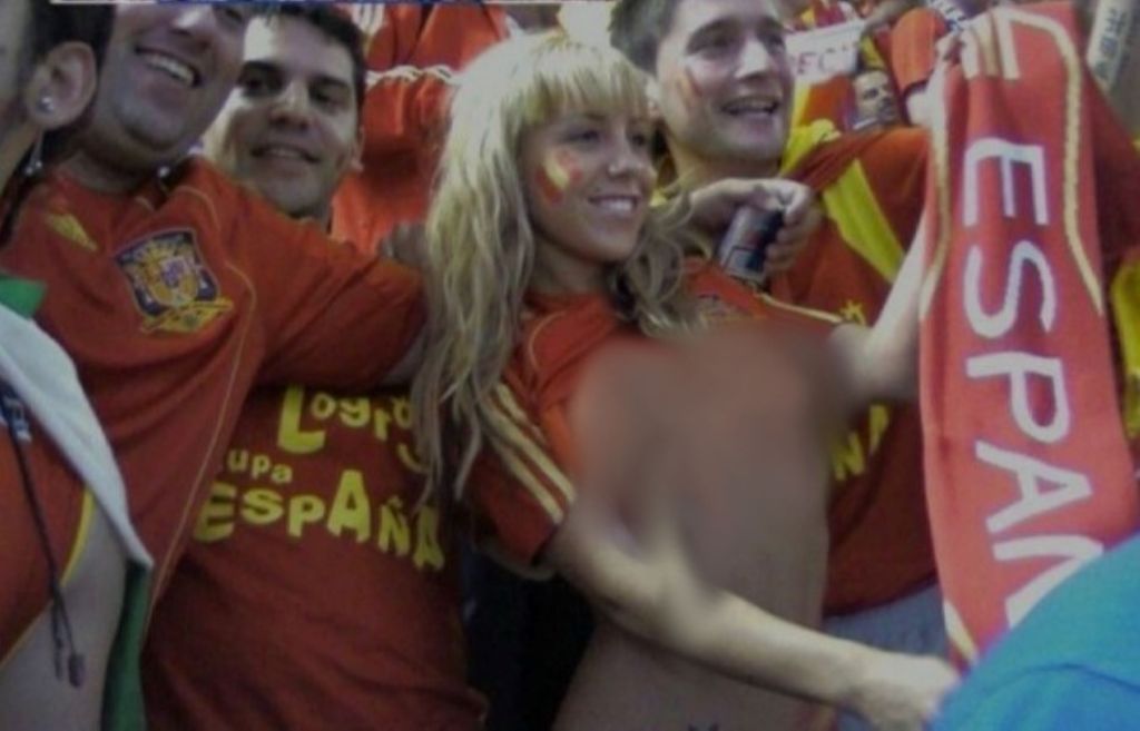 EURO2024: Χαμός στο διαδίκτυο με την Ισπανίδα που τα πέταξε όλα έξω (vid)