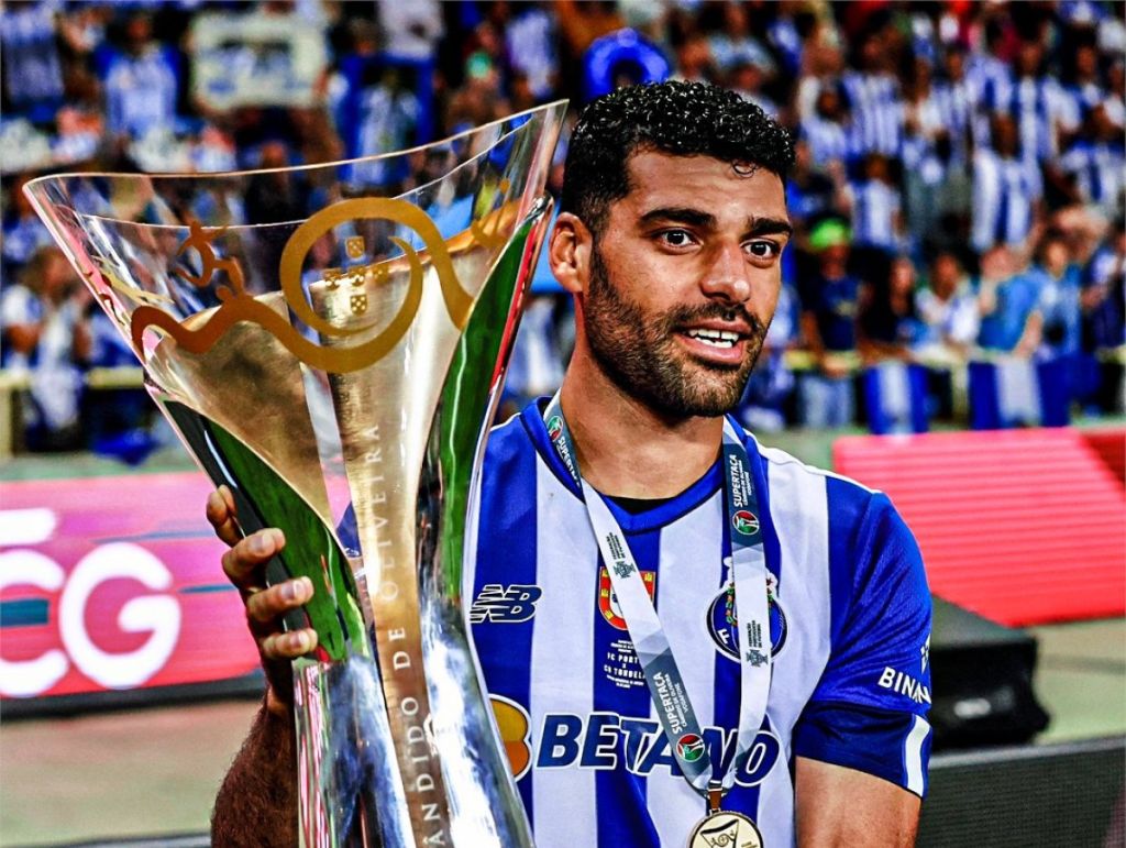 Έφτασε Μιλάνο το νέο «πολυβόλο» της Ίντερ – Ταρεμί και… τρέμει όλη η γή! (vid)