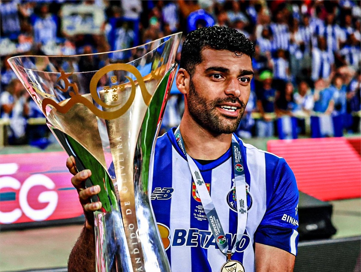 Έφτασε Μιλάνο το νέο «πολυβόλο» της Ίντερ – Ταρεμί και… τρέμει όλη η γή! (vid)