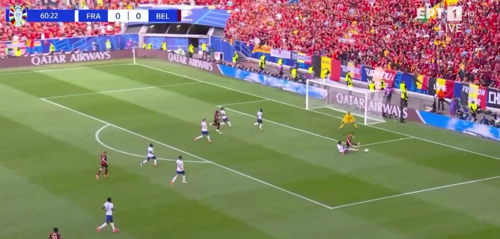 Τάκλιν για Όσκαρ από τον Ερναντές που πανηγυρίστηκε σαν… γκολ! (vid)