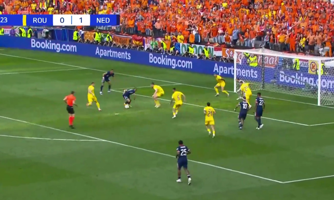 Τραβάνε τα… κοτσιδάκια τους οι Ολλανδοί με την ευκαιρία του Σίμονς! (vid)