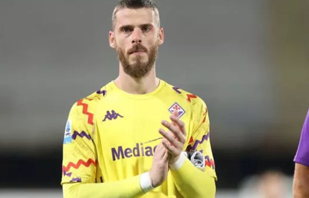 O Ντε Χέα επέστρεψε στη δράση μετά από 446 ημέρες και δέχθηκε τρίμπαλο