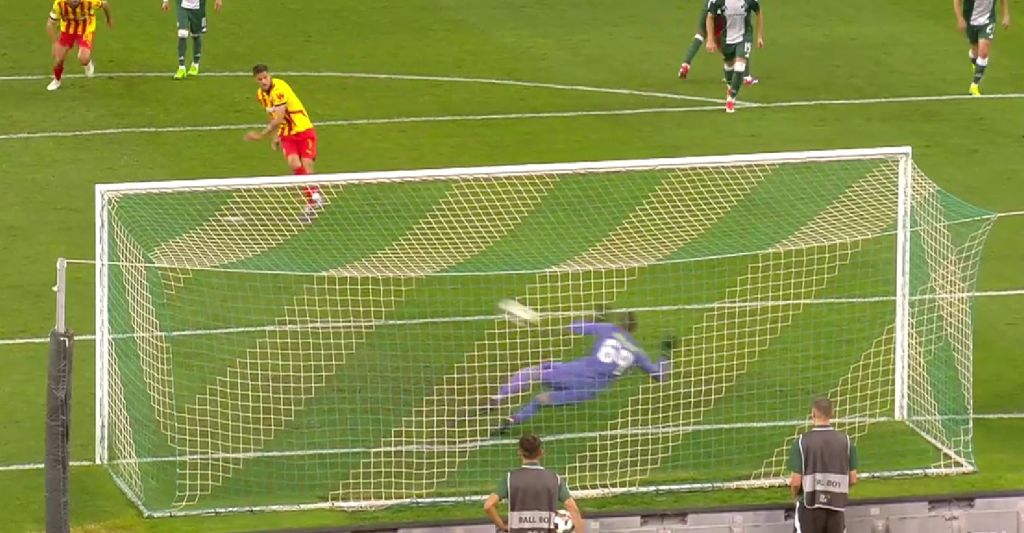 Παναθηναϊκός – Λανς: Απέκρουσε πέναλτι ο Ντραγκόφσκι! (vid)