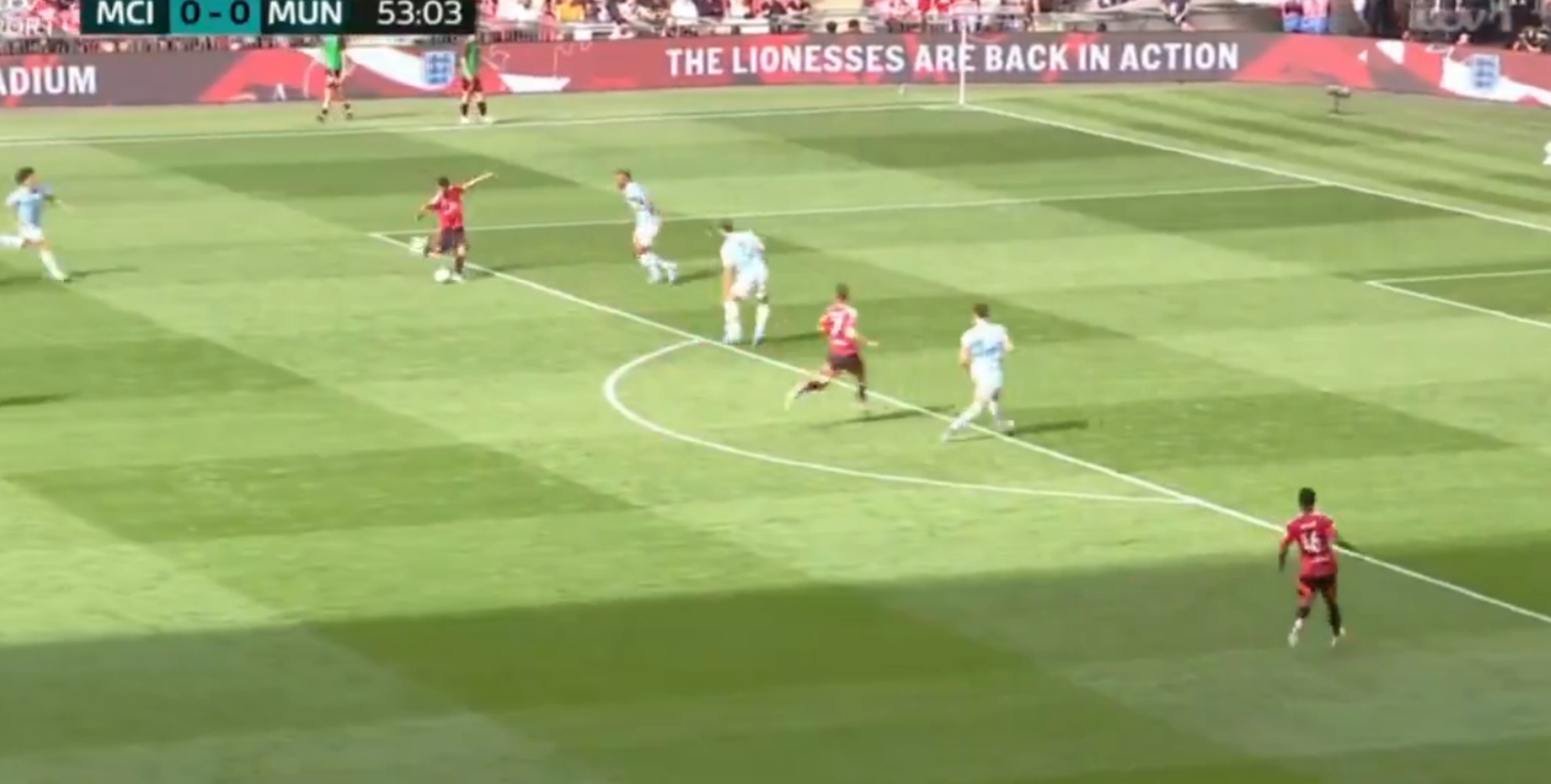 Ο Φερνάντες πέτυχε το γκολ της χρονιάς αλλά ακυρώθηκε ως οφσάιντ! (vid)