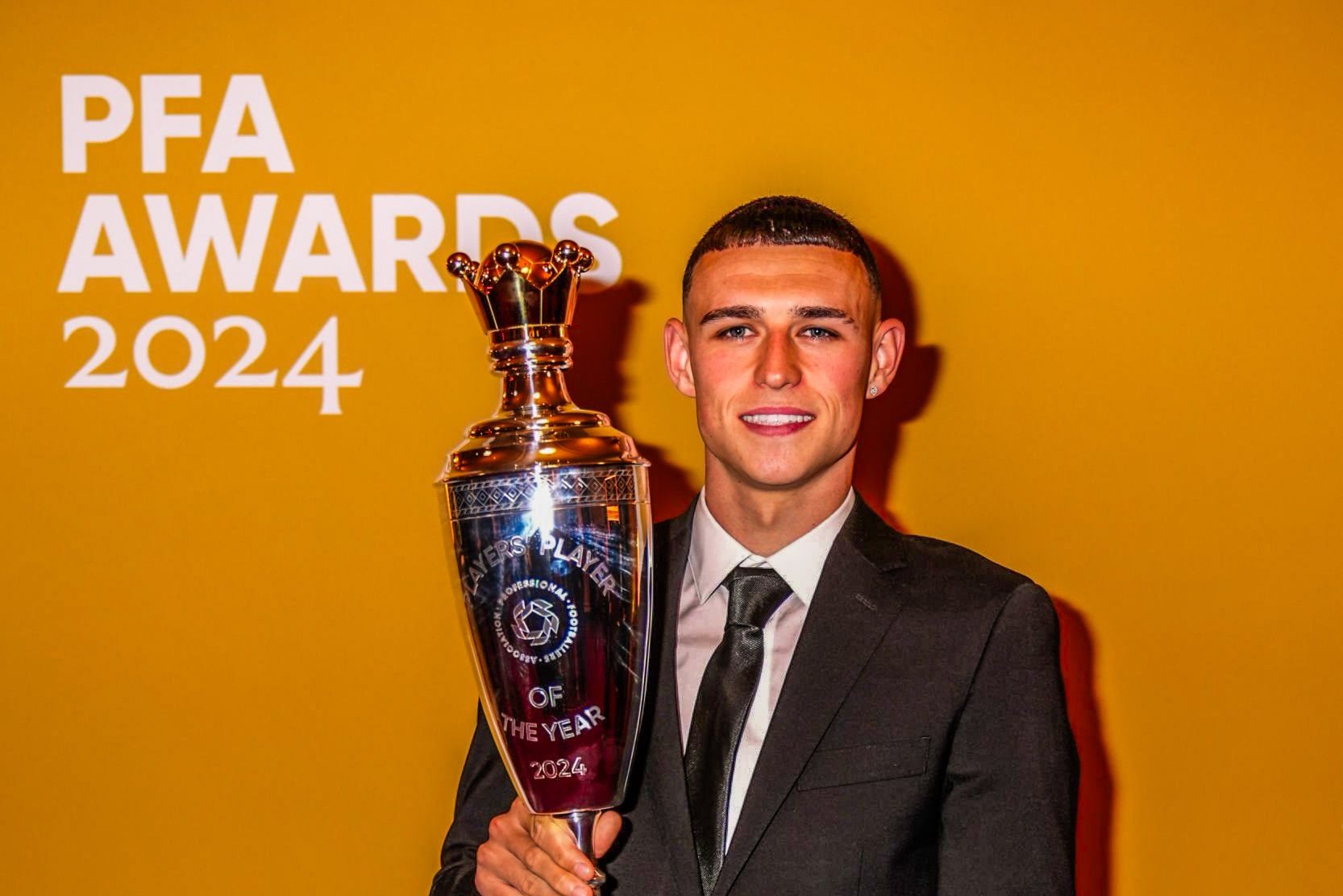 Premier League: Ακόμη ένα σπουδαίο στη συλλογή του Φόντεν!