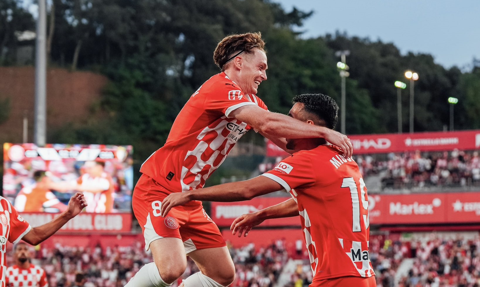 Επιτέλους η περσινή Χιρόνα, τεσσάρα στο πρώτο ματς στο σπίτι της για φέτος! (vid)