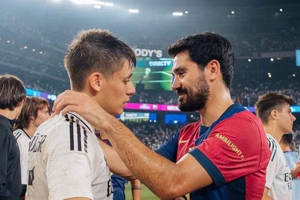 Ο Γκουντογκάν «υποκλίθηκε» στον Αρντά Γκιουλέρ!