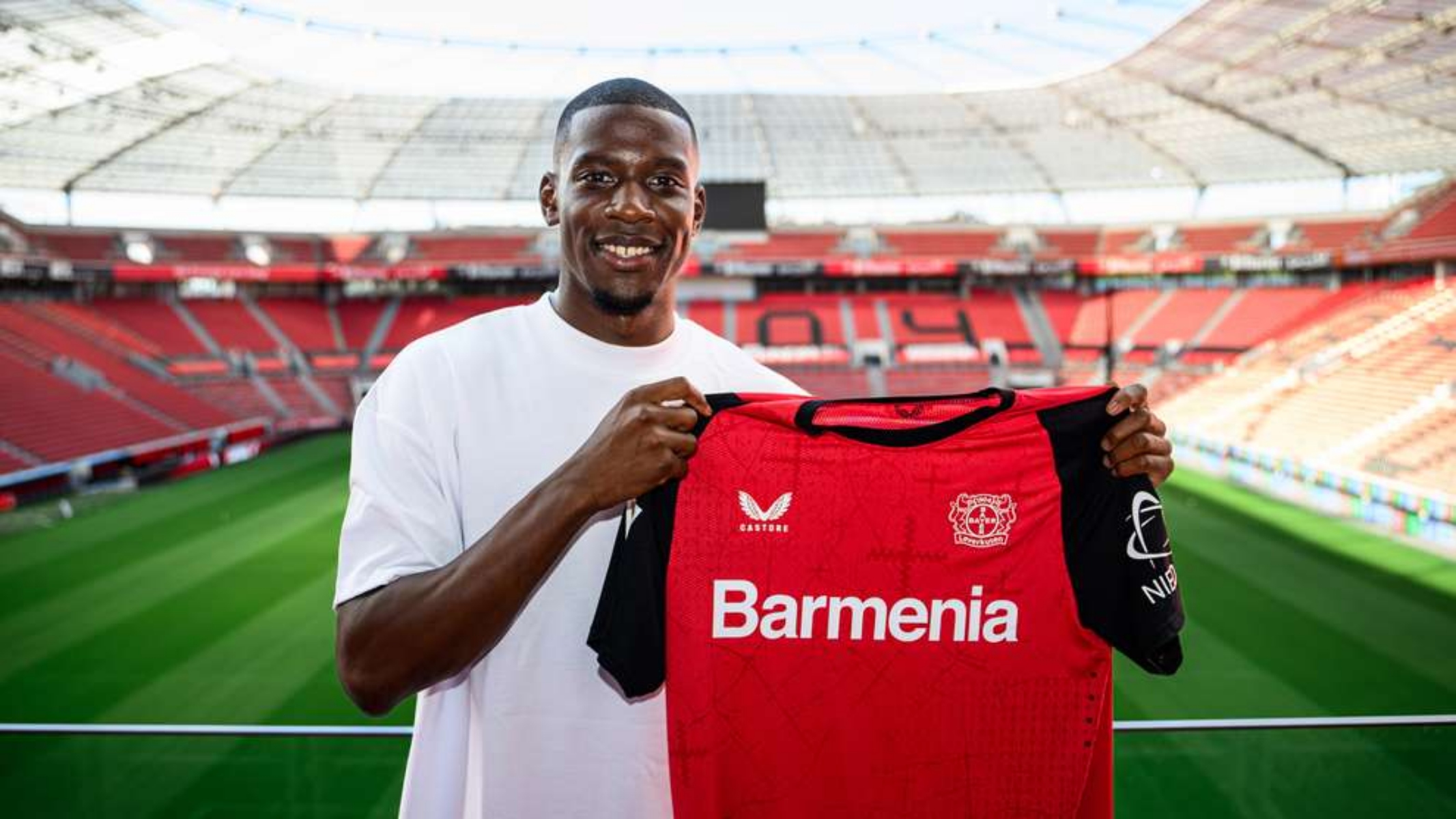 ΕΠΙΣΗΜΟ: Η Λεβερκούζεν ανακοίνωσε τον αμυντικό της Παρί!