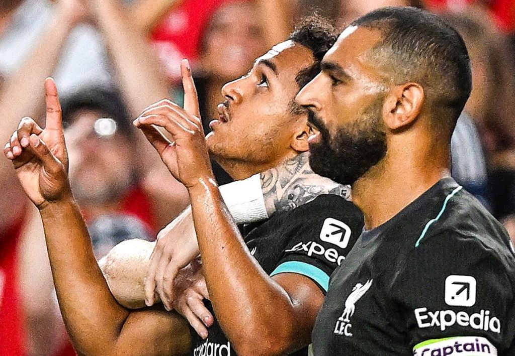 H Λίβερπουλ άλλαξε προπονητή, αλλά όχι και… συνήθειες κόντρα στη Γιουνάιτεντ! (vid)