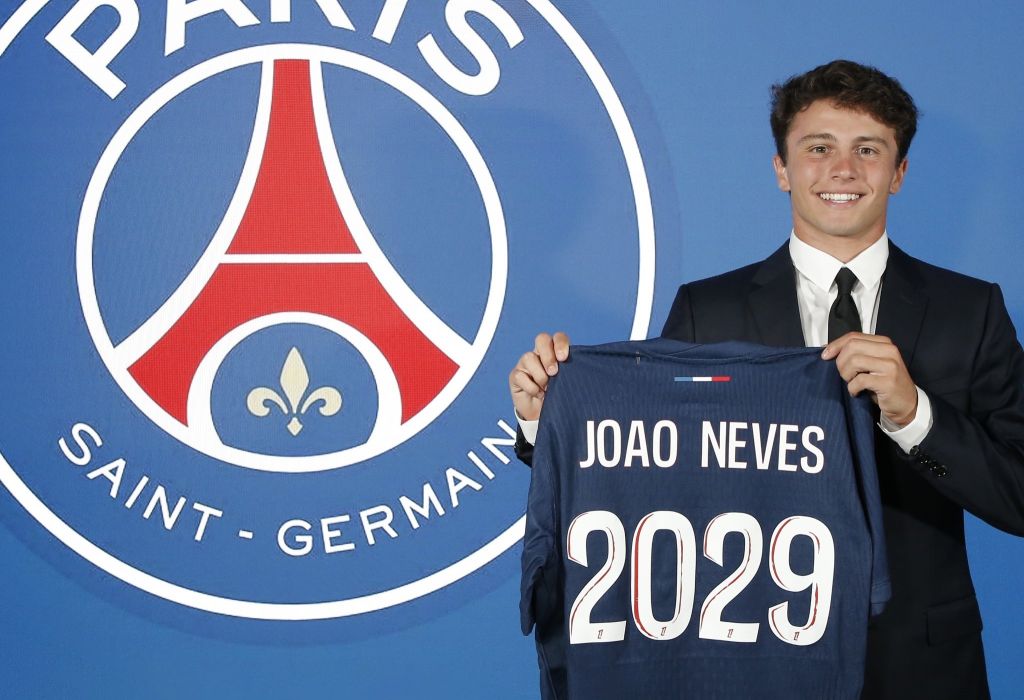 ΕΠΙΣΗΜΟ: Παρί… τώρα «πετάς» και γλεντάς – Ανακοίνωσε την μεταγραφή της χρονιάς (vid)