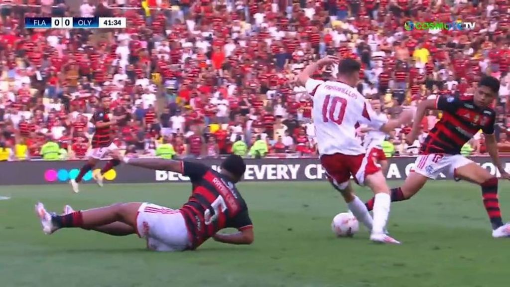 Άγγιξε το γκολ ο Ολυμπιακός – Σαν Βραζιλιάνοι παίζουν οι Κωστούλας και Παπακανέλλος (vids)