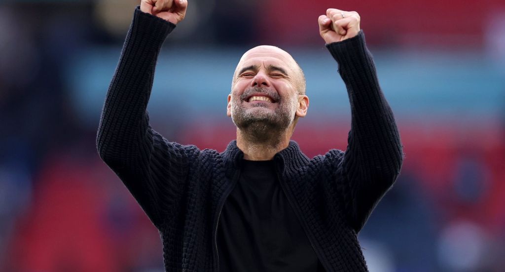 O Γκουαρντιόλα αποχαιρέτισε με τον δικό του τρόπο το… πουλέν του!