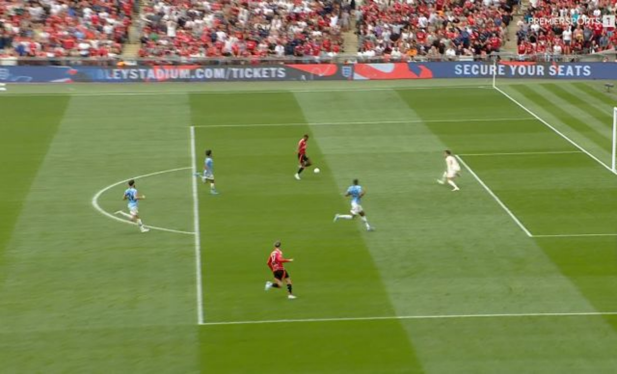 Ο Ράσφορντ… ισοφάρισε τα δοκάρια – Έχασε ανεπανάληπτο τετ α τετ! (vid)