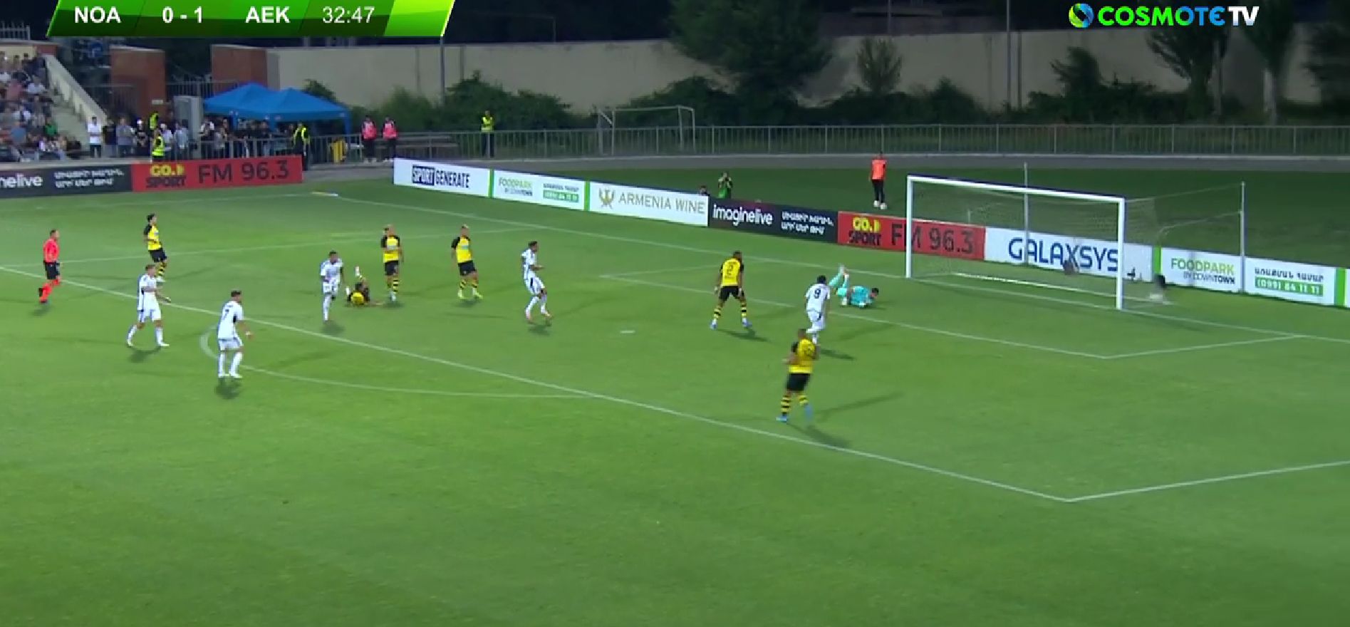 Μοιράζει… αβέρτα δώρα ο Στρακόσια: Από εκείνον ξεκίνησε το γκολ της Νόα! (vid)