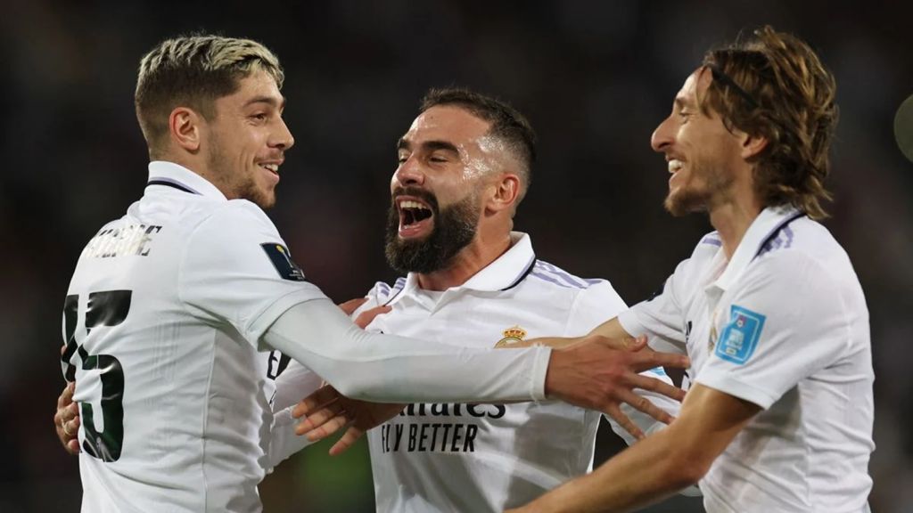 Ο Βαλβέρδε σχεδιάζει να «φάει» τους Μόντριτς και Καρβαχάλ!