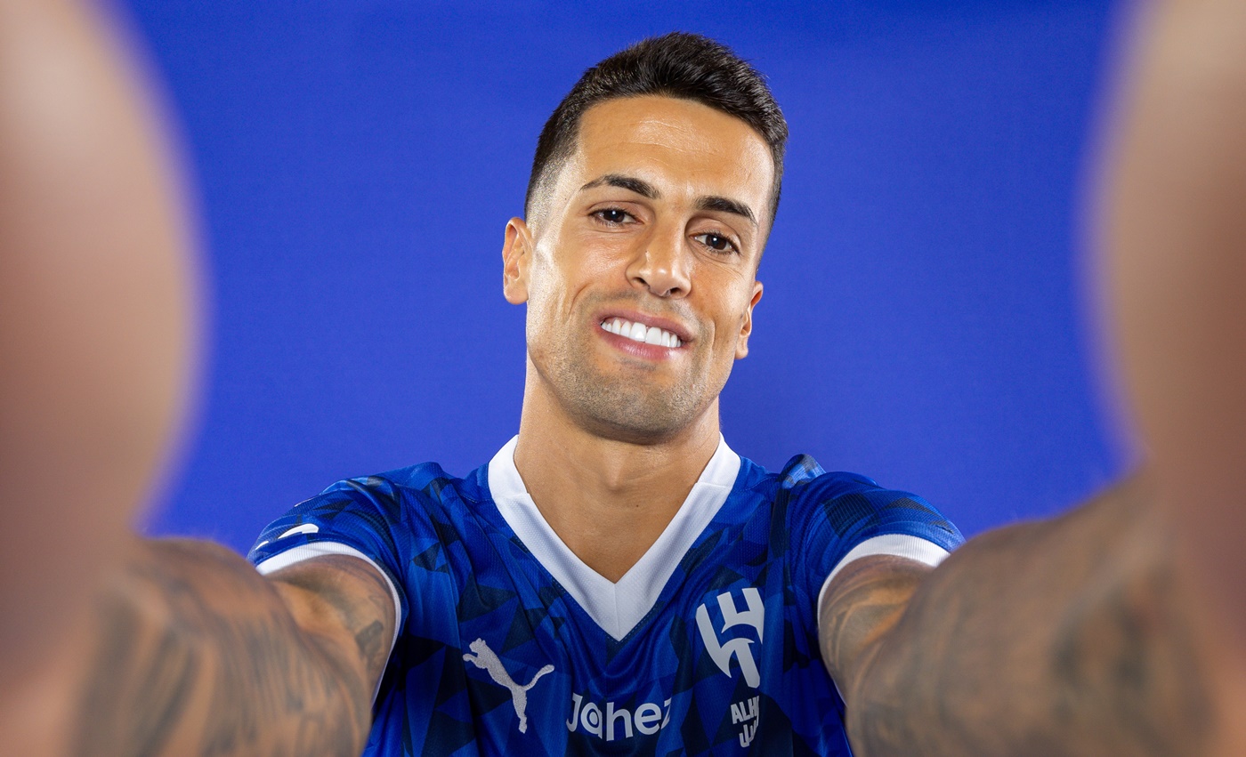 Υπέγραψε στην Αλ Χιλάλ ο Ζοάο Κανσέλο! (pics, vid)