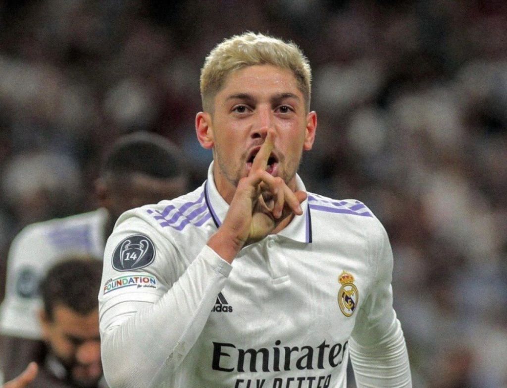 Βαλβέρδε…. ΓΚΟΛΑΡΑ – Σώζει τη Ρεάλ, ενώ τα αστέρια της «κοιμούνται» (vid)