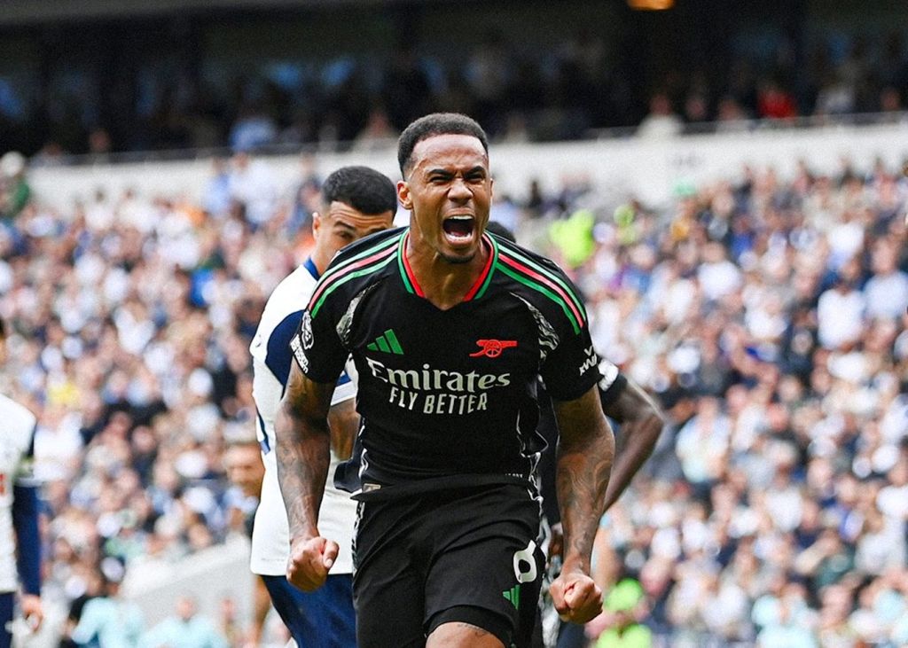 Please mind the…Gabriel! (vid)