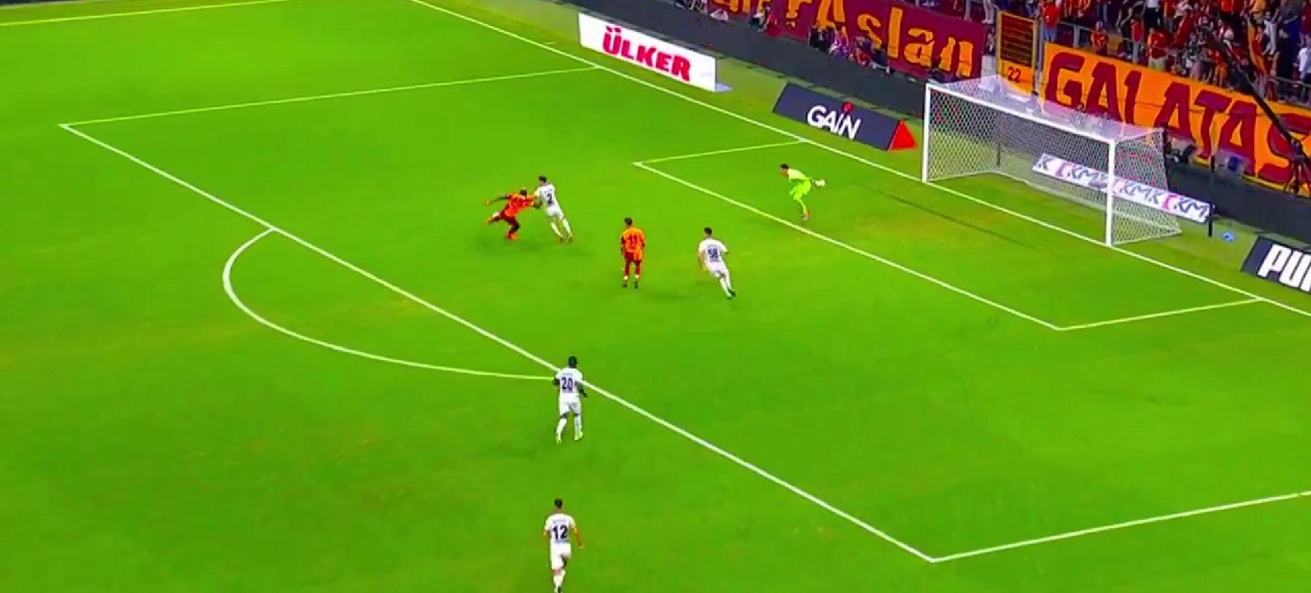 Όσιμεν… μαγεία και γκολ σκέτη αλητεία! (vid)