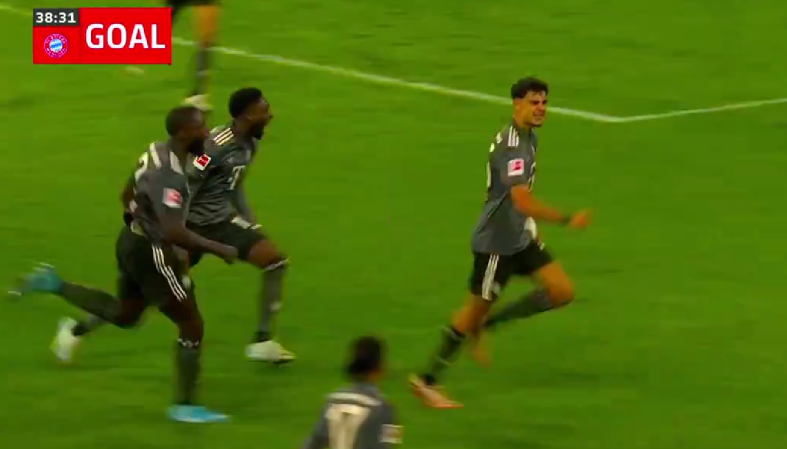 Μπάγερν Μονάχου – Λεβερκούζεν: Γκολάρες οι μέσοι Άντριχ και Πάβλοβιτς, 1-1 το ντέρμπι (vids)