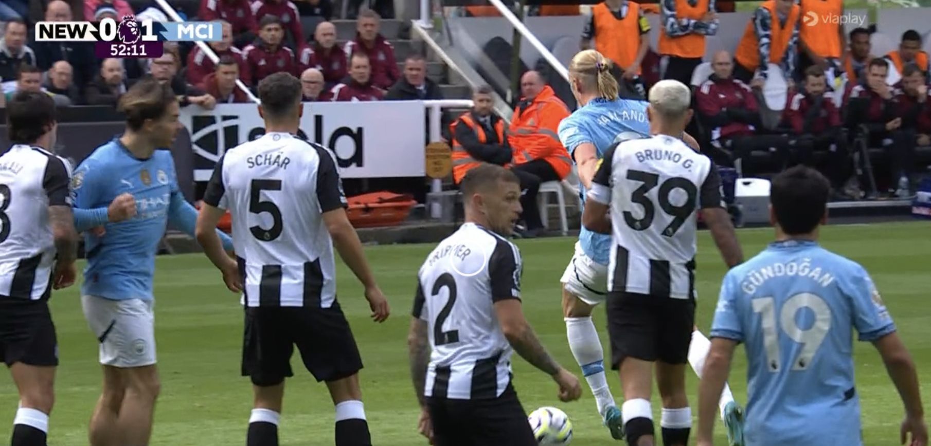 «Τυφλώθηκε» πάλι το VAR σε φάση της Σίτι: Ο Γκρίλις έριξε αγκωνιά και την γλύτωσε! (vid)