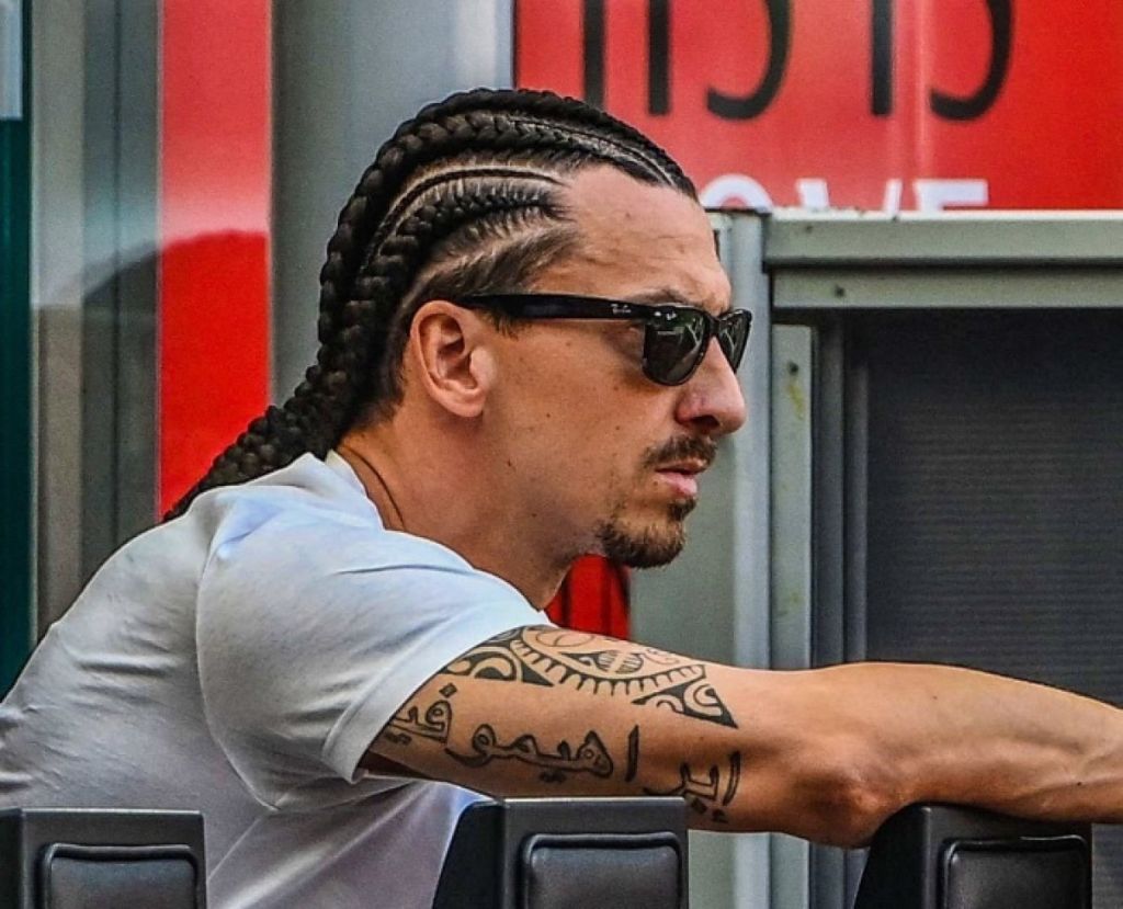 Ο Ζλάταν… βρυχάται μετά την ξεφτίλα: «Γατάκια, εξαφανιστείτε! Εγώ είμαι το αφεντικό»