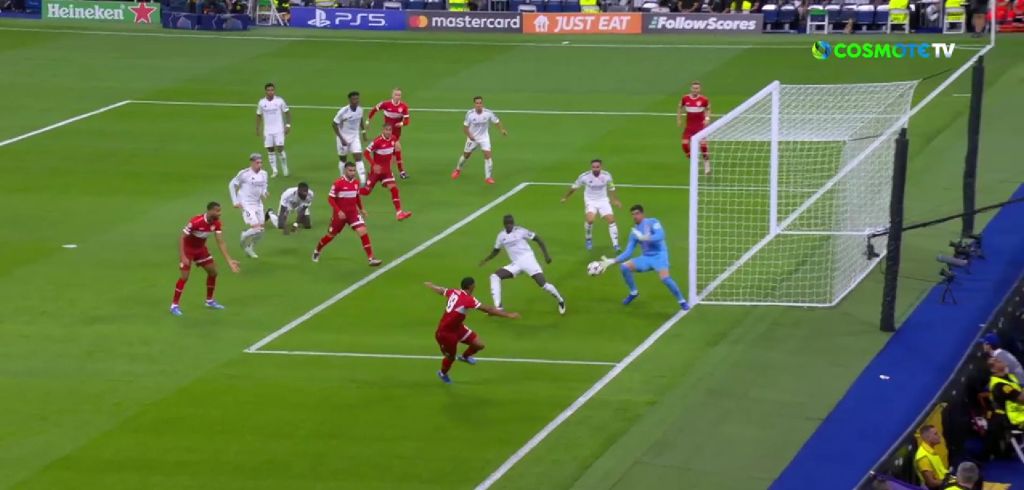 Τιμπό Κουρτουά: Έχει νικήσει με ΚΑΘΕ ΤΡΟΠΟ τους παίκτες της Στουτγκάρδης! (vids)