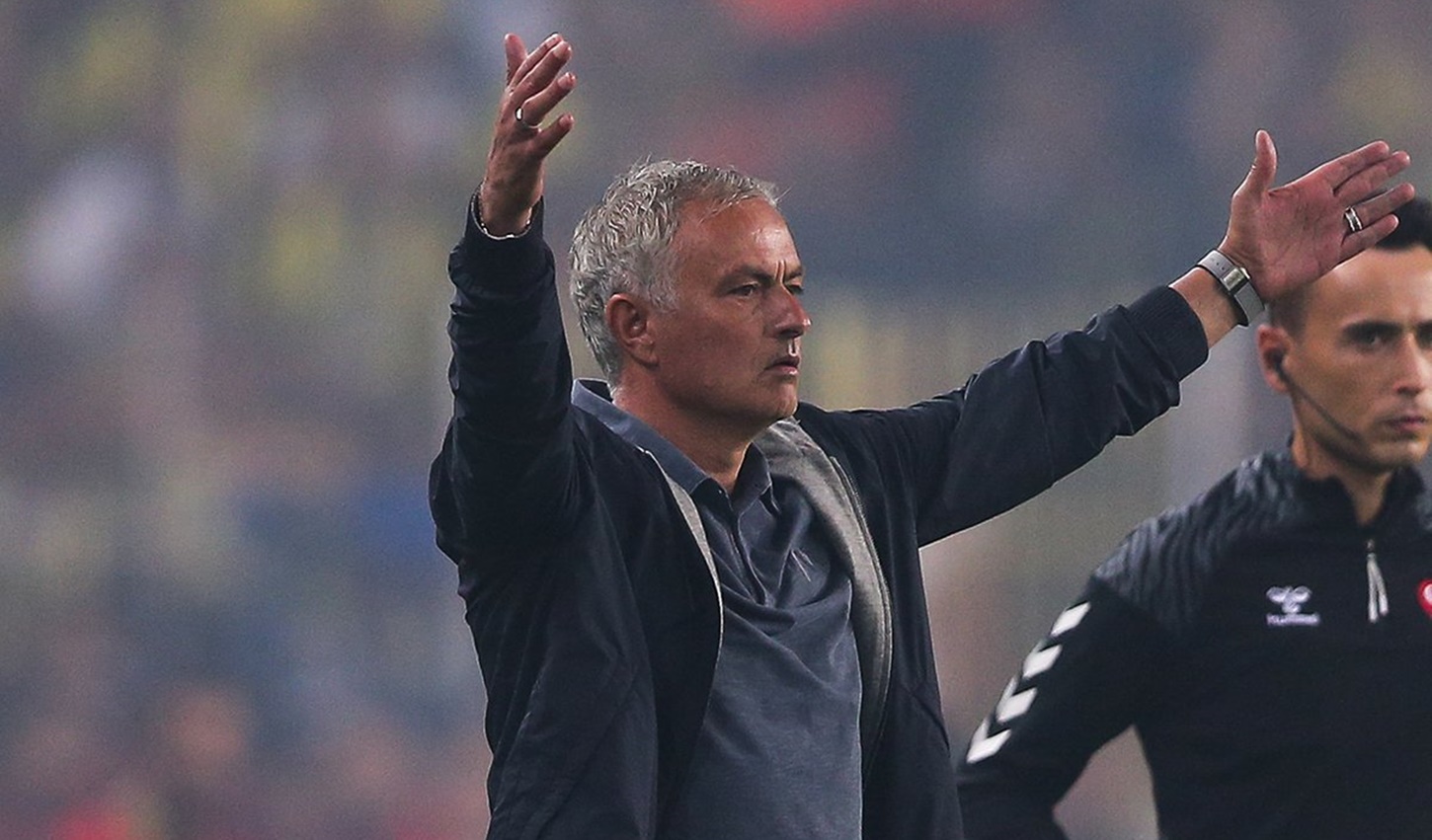 Τριάρα στη Φενέρ του Μουρίνιο η Γαλατάσαράι πριν τον ΠΑΟΚ! (vid)