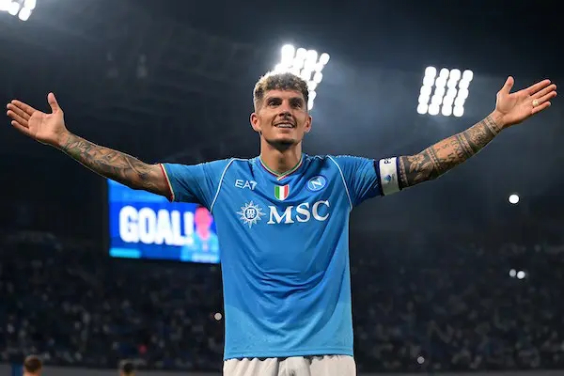 Η Νάπολι «γλέντησε» την Κάλιαρι και ανέβηκε στη κορυφή της Serie A! (vids)