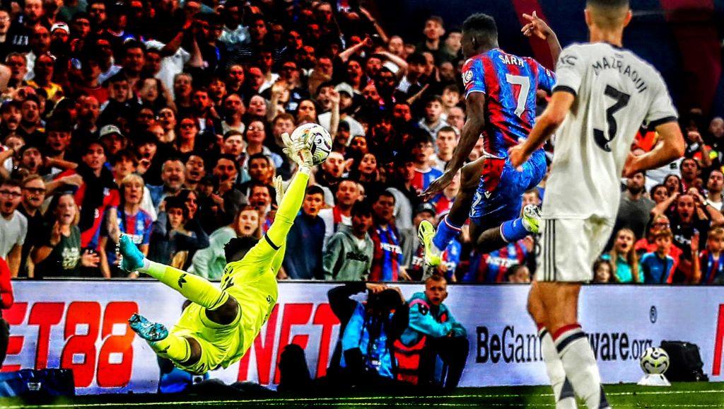 Λονδρέζικο «μπλόκο» στη Γιουνάιτεντ, πάλι καλά υπήρχε κι ο Ονάνα! (vid)