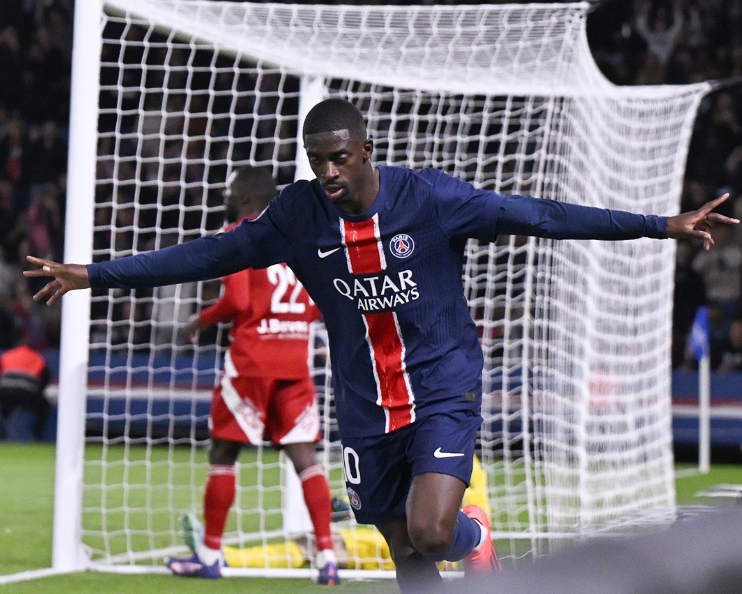 Ολική ανατροπή και τρίποντο για την Παρί με… δίμπαλο του Ντεμπελέ