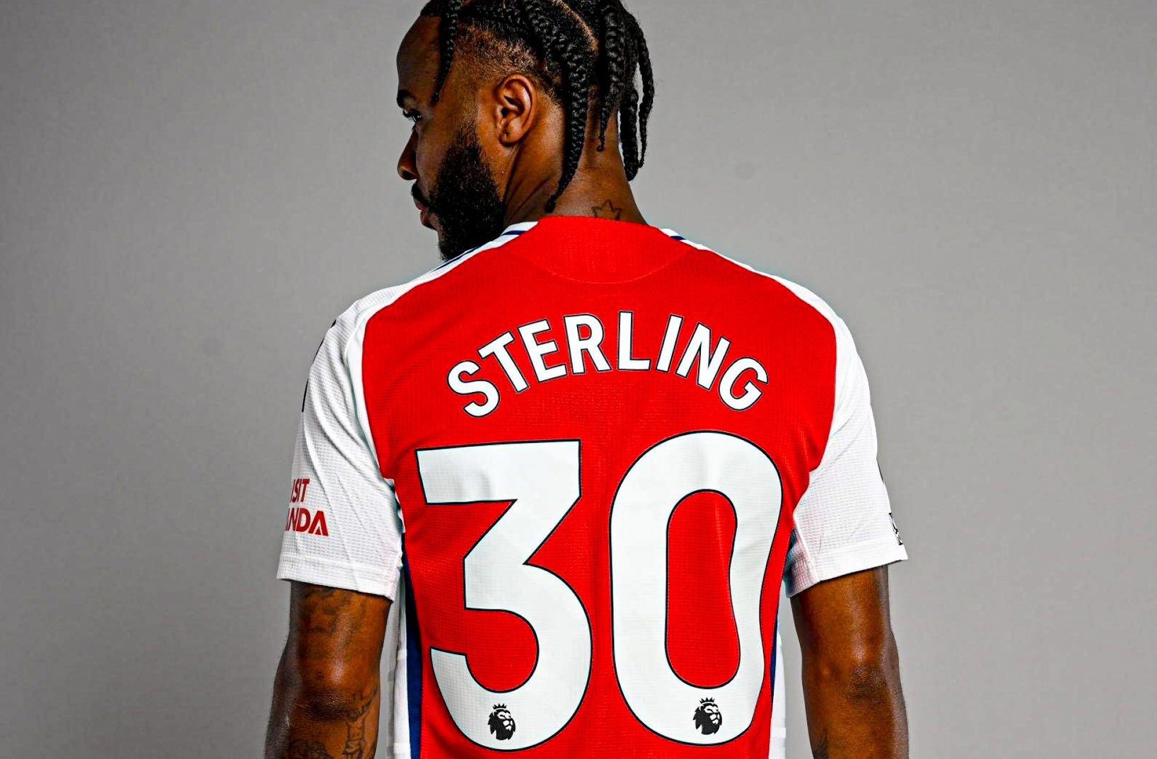 Δεν περίμενε πολύ ο Στέρλινγκ: Σημείωσε το πρώτο του γκολ με την Άρσεναλ! (vid)