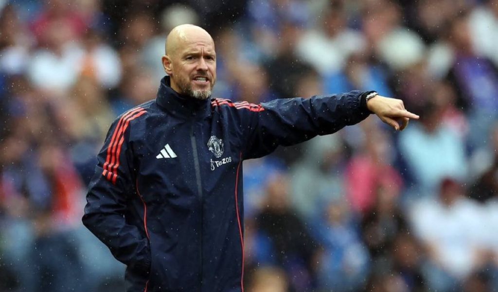 Παραδόξως ήσυχος ο Τεν Χαγκ: «Δεν σκέφτομαι την απόλυση»