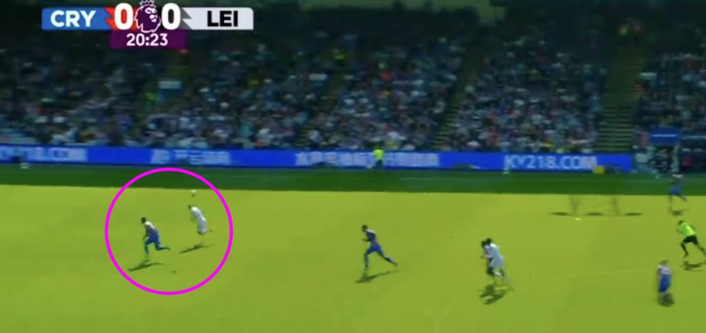 Τους κάνει πλάκα ο 37χρονος Βάρντι: Πέρασε σε ταχύτητα ένα από τα καλύτερα στόπερ! (pic/vid)