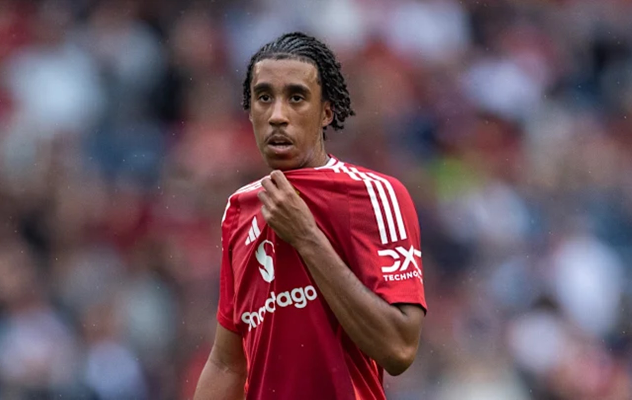 Λατρεύει τη Γιουνάιτεντ ο Γιορό: «Για μένα, είναι η κορυφαία ομάδα στον κόσμο»