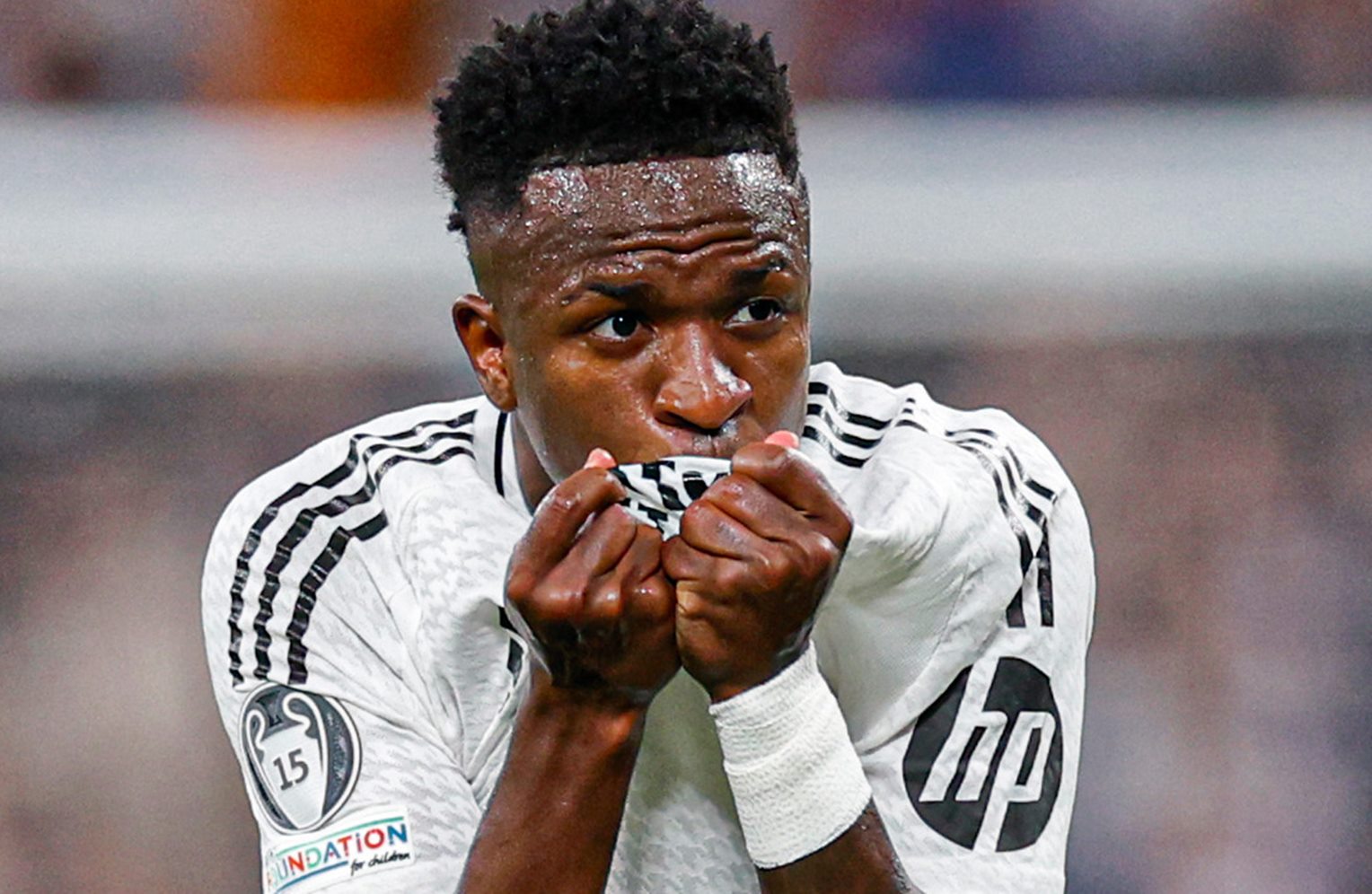 Στο Champions League νικάει η Ρεάλ Μαδρίτης με κάθε τρόπο και για κάθε λόγο! (vids)