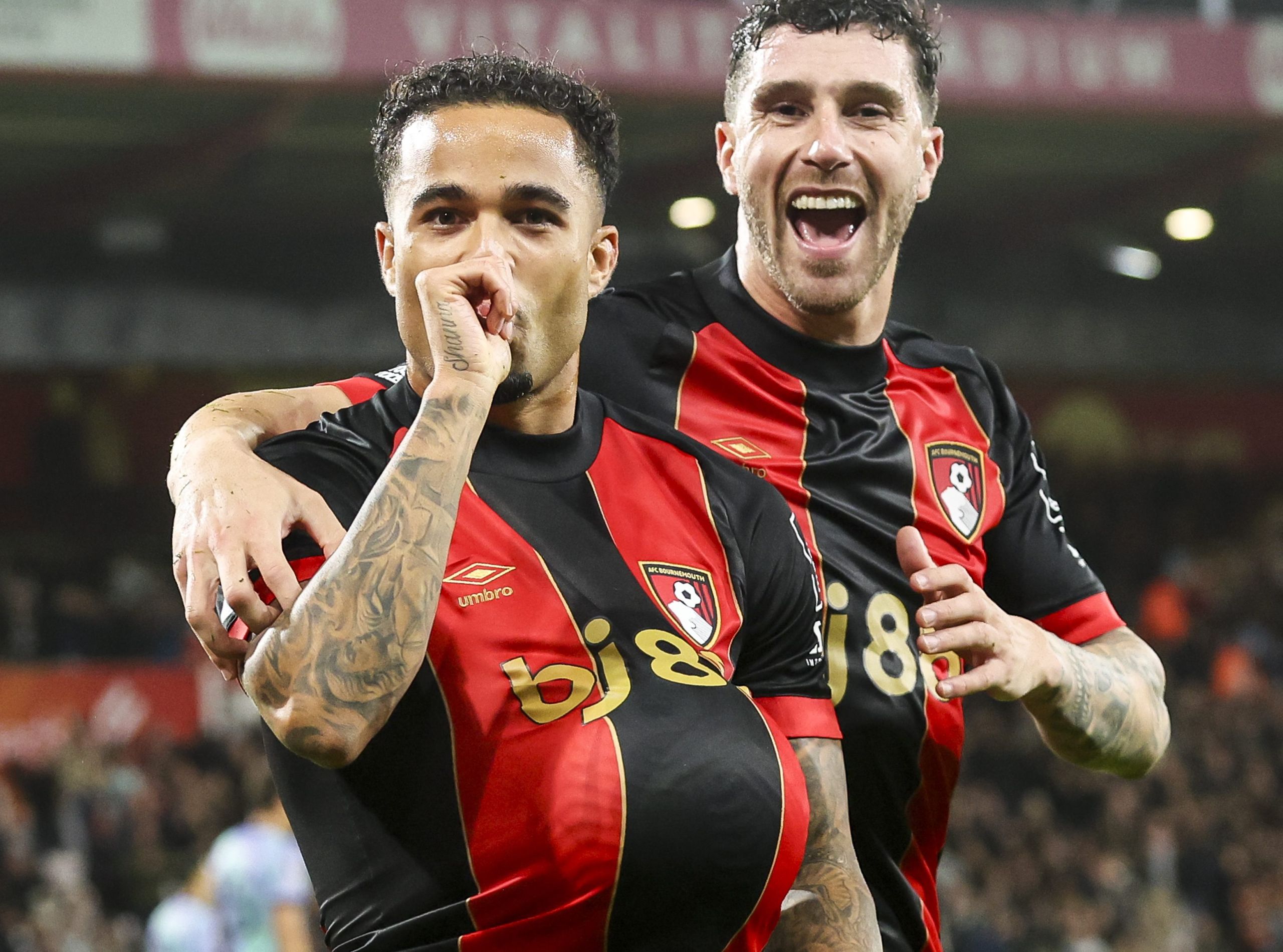 Στην Μπόρνμουθ η… τούρτα και στην Άρσεναλ ούτε καν κερασάκι! (vid)