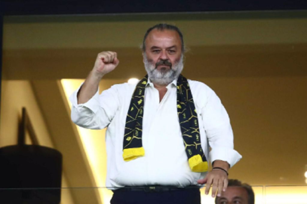 «Κομμάτι» της Γιουβέντους στα χέρια του Μάριου Ηλιόπουλου