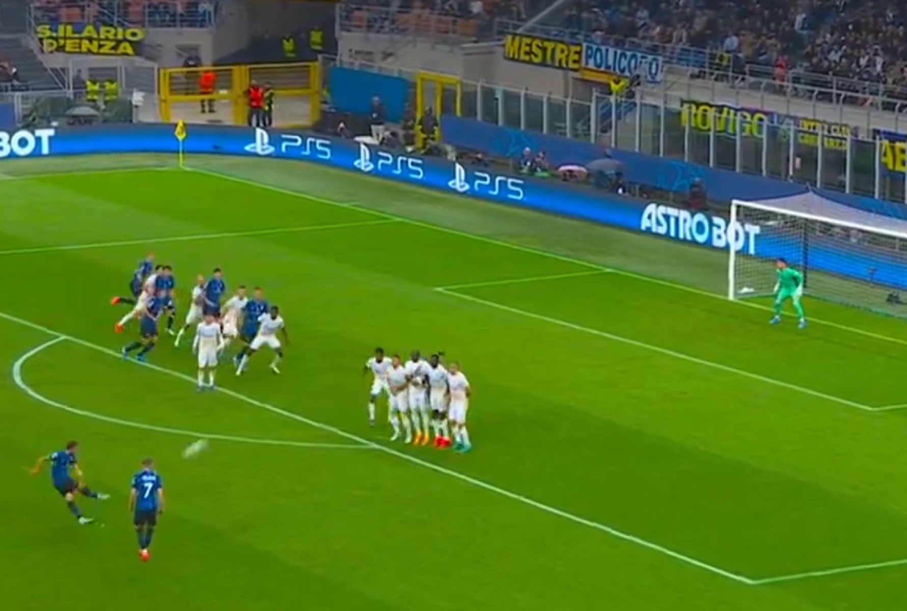 Φαουλάρα – αριστούργημα του Τσαλχάνογλου – Αποθέωση στο Μεάτσα (vid)