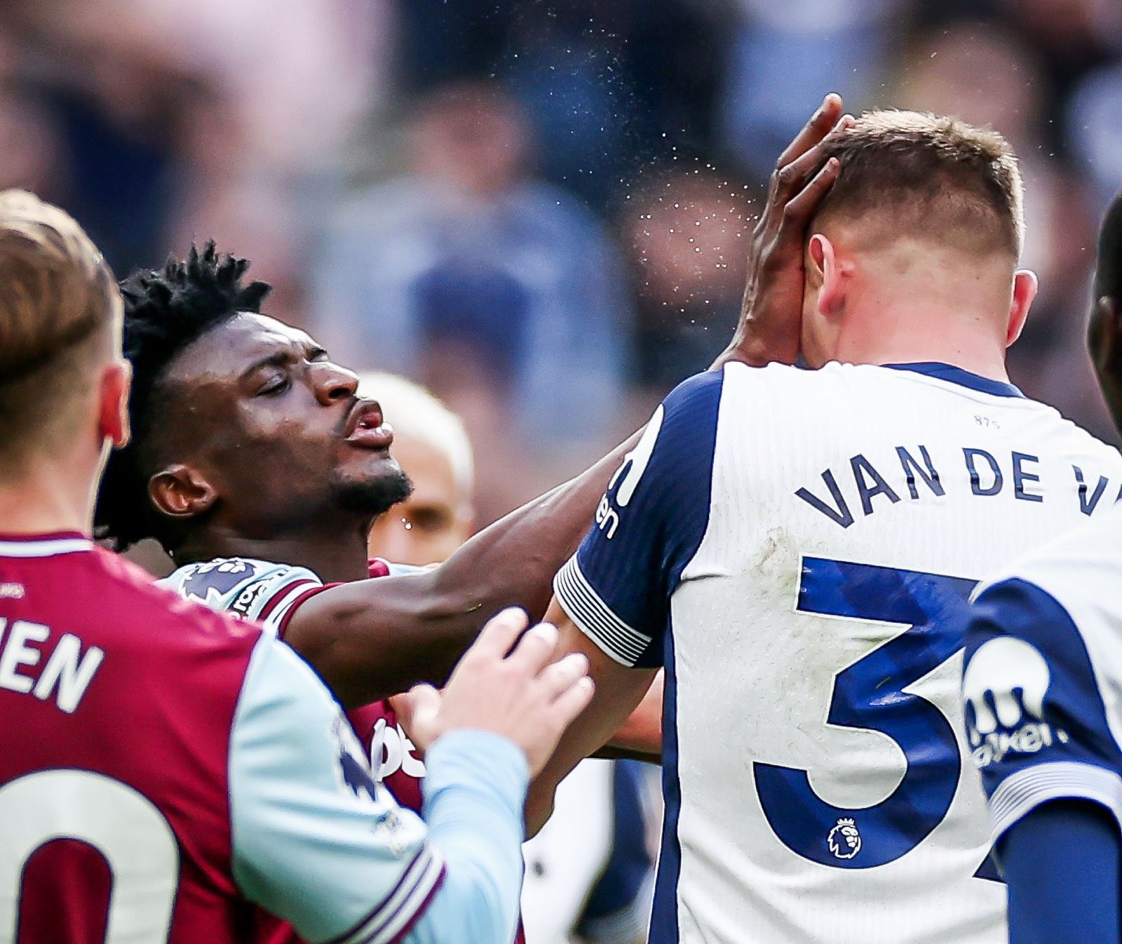 Τα έκανε… «ώπα» ο Κούντους – Άρχισε κλωτσιές και σφαλιάρες (vid)