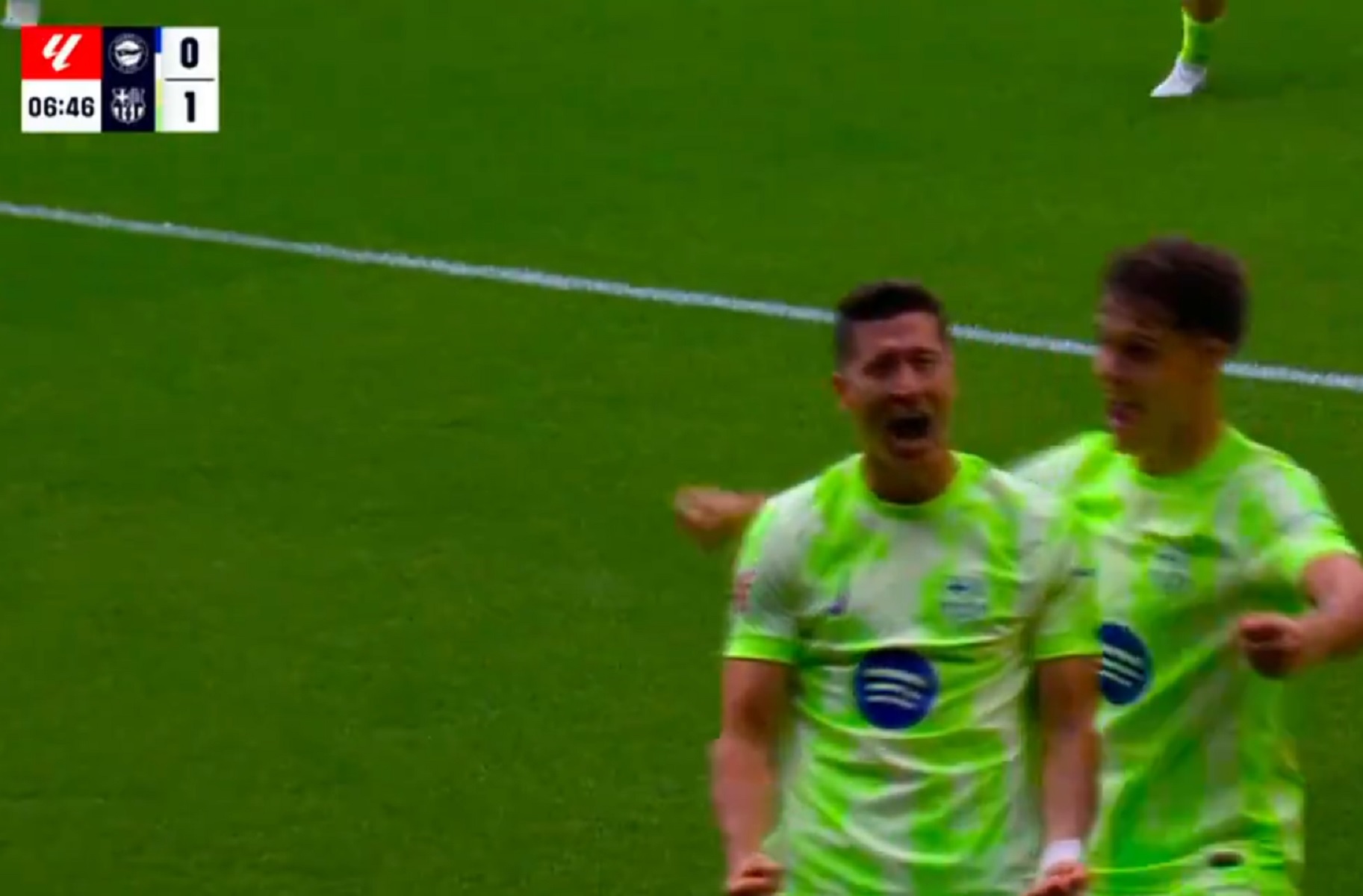 Δεν σταματά να παστελώνει ο «καυτός» Λεβαντόφσκι (vid)