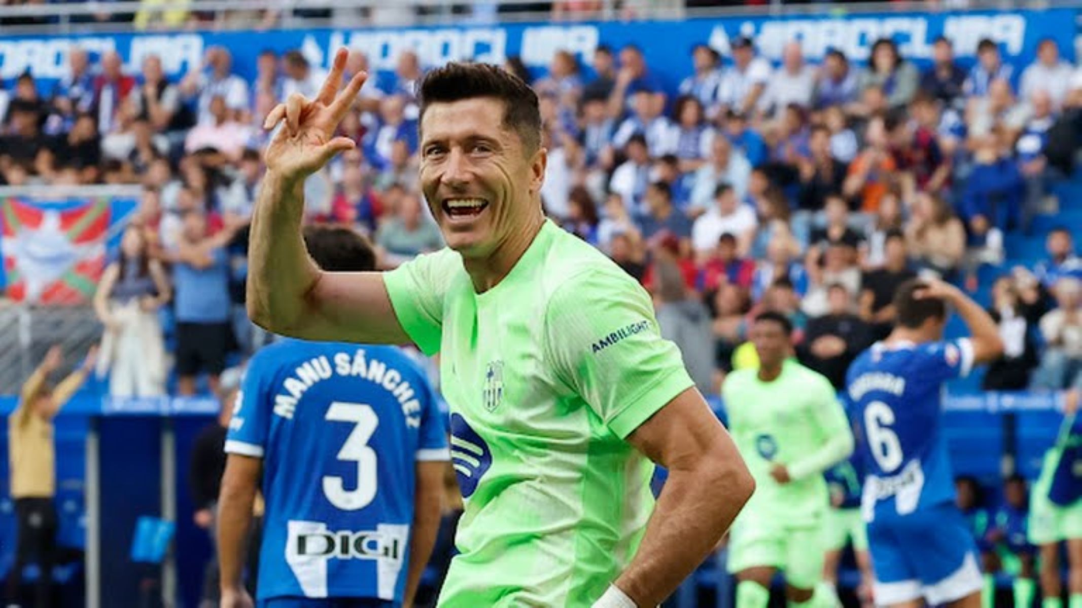 «Δαιμονισμένος» Λεβαντόφσκι, «τρίμπαλο» σε 25 λεπτά στην Αλαβές (vid)