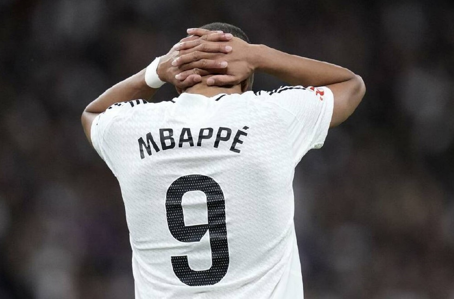 Ρεάλ: Ενοχλημένοι με τον Μπαπέ – «Παίζει άμυνα με τα μάτια»!