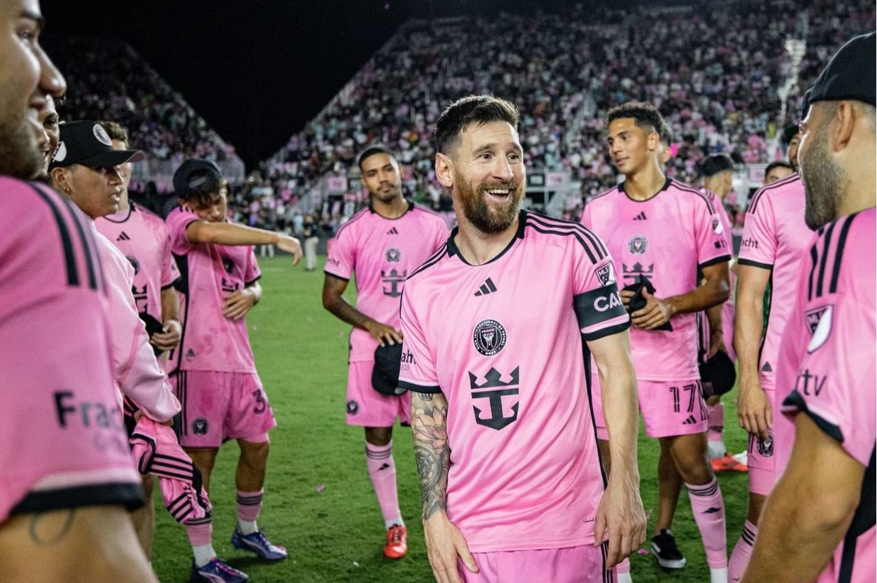 Κέιν για Μέσι: «Δεν… βλέπει κανέναν! Παραμένει ο κορυφαίος όλων!»