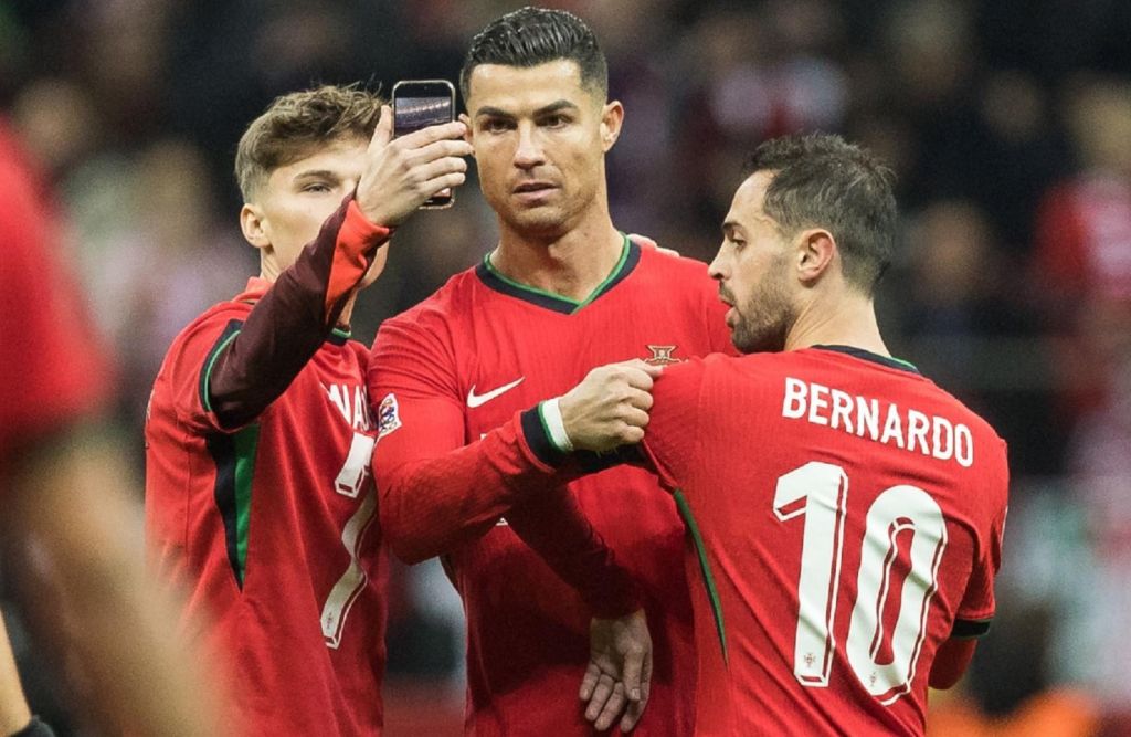 Υπέροχος Κριστιάνο – Σταμάτησε τους σεκιούριτι όταν κινήθηκαν εναντίον «εισβολέα» φαν του! (vid)