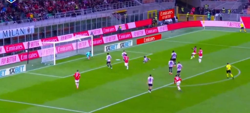 «Έκρυψε» την μπάλα η Μίλαν και πέτυχε εντυπωσιακό γκολ! (vid)